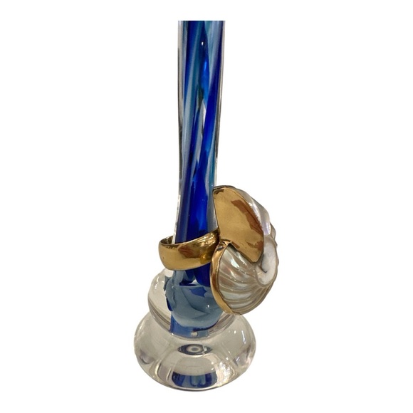 Charles Albert | Unique Shell Ring | Adjustable Size - Picture 5 of 16